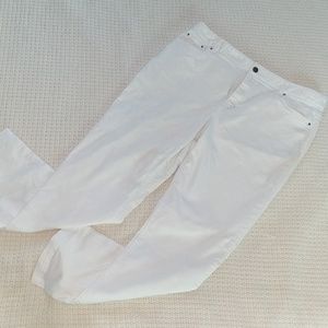🌟3/$20🌟 Kim Rogers white jeans
